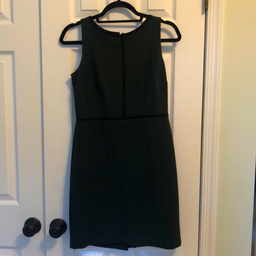 Loft sleeveless dress in Hunter green.